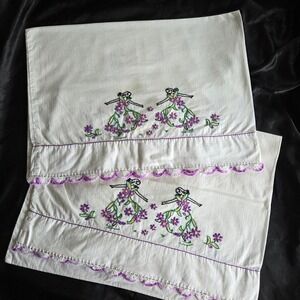 Vintage 70s Fashion Manor Hand Embroidered Dancing Girls Purple Pillow Cases 2pc